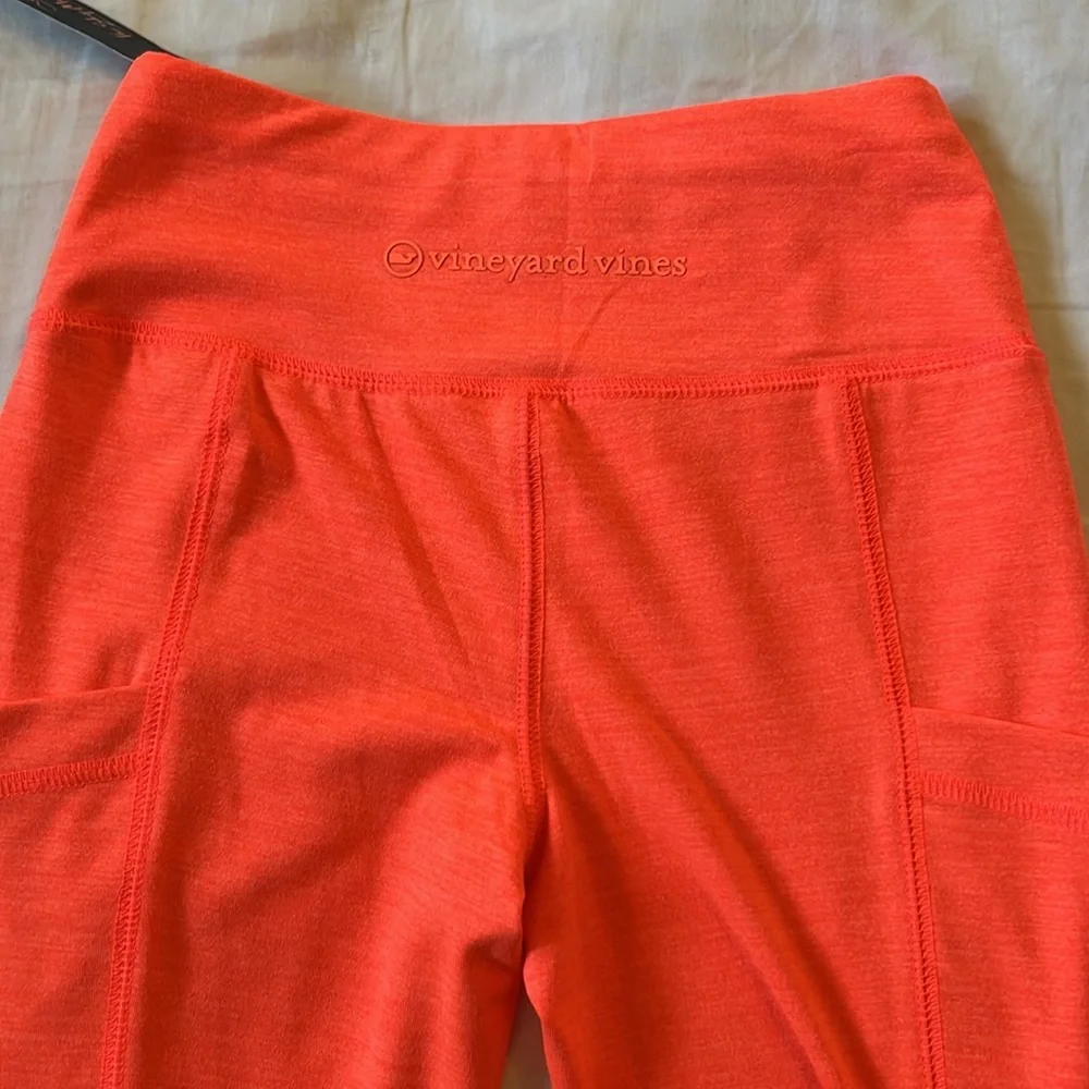 Vineyard vines leggings NWT. No defects - Picture 2 of 4